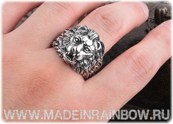 lionRing1